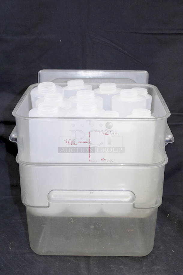 ALL-4-One (2) Cambro CamSquares® Classic 12 Qt. Clear Square Polycarbonate Food Storage Container, (12) Squeeze Bottles, (2) 1/3 Pan Lids - Image 2 of 3
