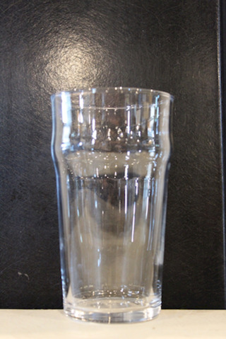AWESOME!! Arcoroc Nonic Beer Pint Glass - 16 oz.
14x Your Bid