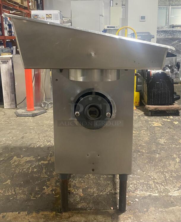 Biro Heavy duty meat grinder 7 1/2 HP machine only    - Image 1 of 6