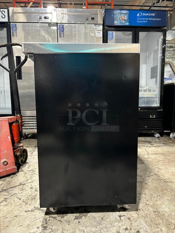 Brand New scratch & dent Dukers DBB72-H3 3-Door Bar and Beverage Cooler (Hinge Doors) - Image 3 of 5