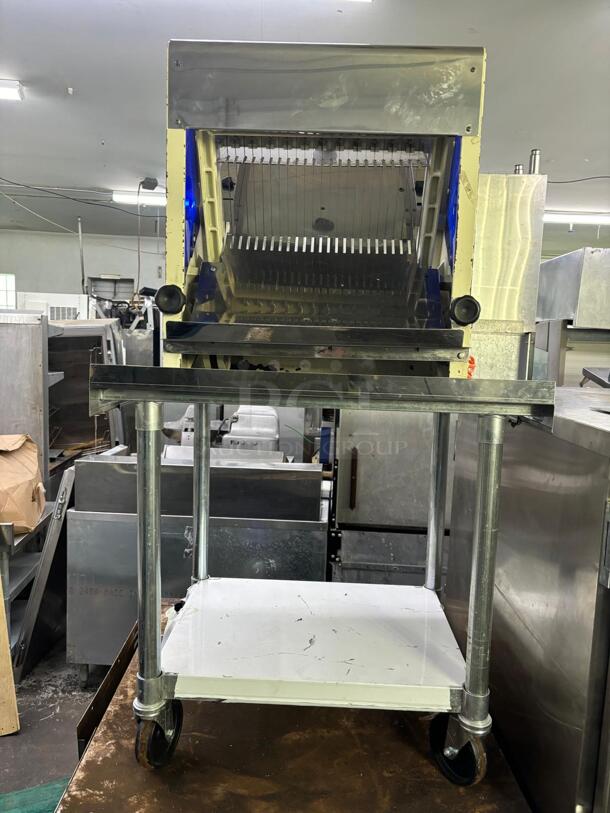 Electric Countertop Food Machine and Bread Slicer Mo. 3025810249 - Image 8 of 9