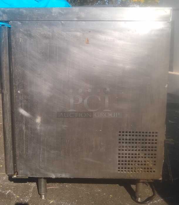 Bison BUR-48 Undercounter Refrigerator Two-section 12.0 Cu. Ft.
 - Image 3 of 5