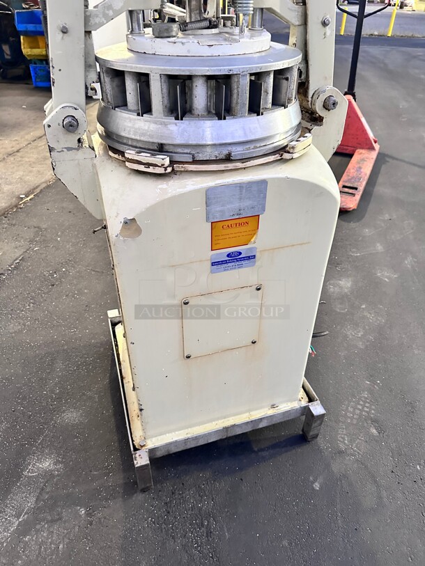 ABS SM-1136 Divider Rounder 36 Part, Used Excellent Condition 229 Volt 3 Phase Tested and Working - Image 5 of 9