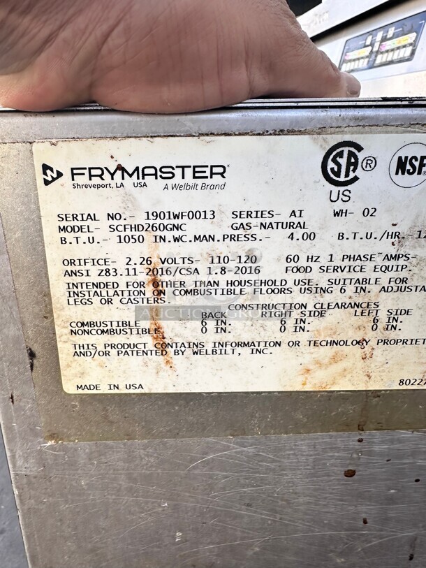 Excellent Condition 2019 Frymaster SCFHD260G Gas Fryer - (2) 80 lb Vats Gas With Filtration System Tested and Working! - Image 6 of 7