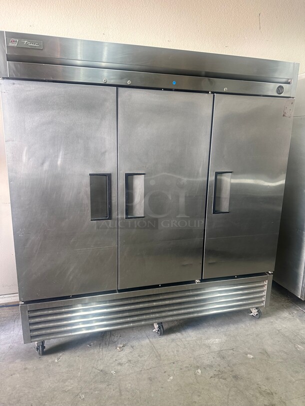 Late Model True T-72F 78" Solid Door Reach-In Freezer 115 Volt Working - Image 1 of 9