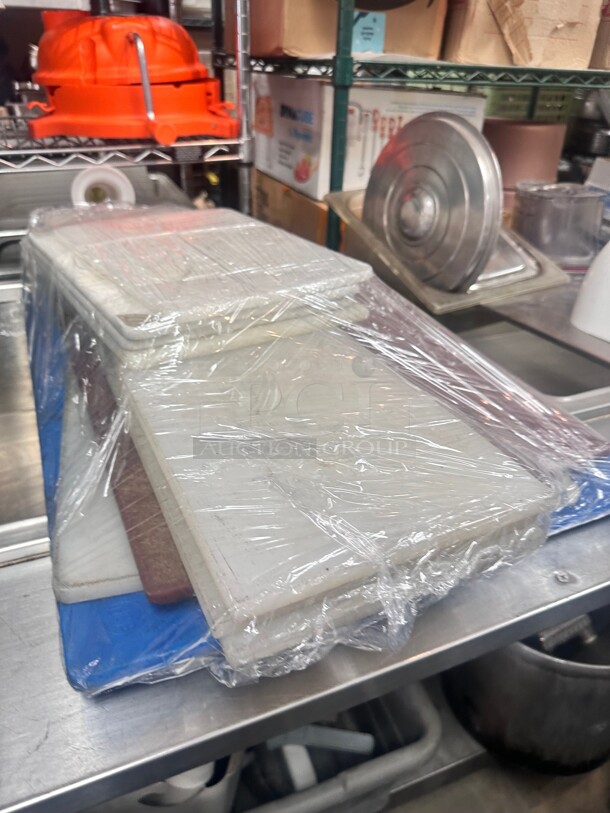 One Lot Of Assorted Cutting Board - Image 4 of 4