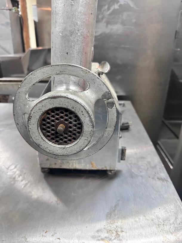 Working Globe CC12 Chefmate #12 250 lb. Meat Grinder 115 Volt Tested and Working - Image 4 of 7