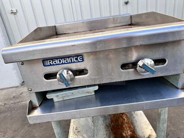 Radiance TAMG-24 24 inch Commercial Gas Flat Griddle Counter Top Manual Controls Working - Image 8 of 8
