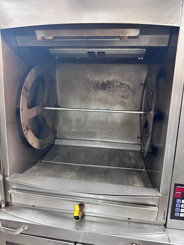 Working HOBART HR7 ELECTRIC ROTISSERIE CHICKEN RIBS Machine NSF 220 Volt 3 Phase  - Image 5 of 7