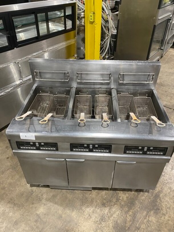 Frymaster Commercial LP Powered 3 Bay Deep Fat Fryer! With Metal Frying Baskets! All Stainless Steel! On Casters! Model: FPPH355CSD SN: 1202IE0089 - Image 5 of 12