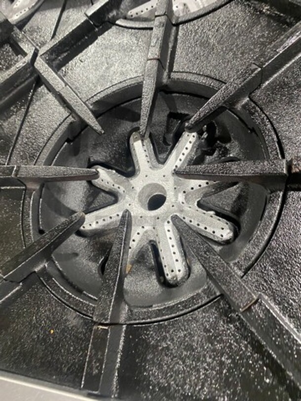 Garland Commercial Natural Gas Powered 6 Burner Stove! With Back Splash! With Convection Oven Underneath! Metal Oven Rack! All Stainless Steel! - Image 7 of 9