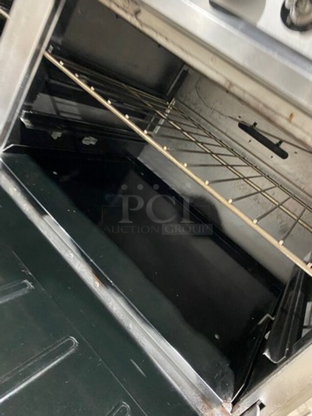 Vulcan Commerical Natural Gas Powered 10 Burner Stove! With Raised Back Splash And Salamander Shelf! With 2 Oven Underneath! All Stainless Steel! On Casters! - Image 8 of 10