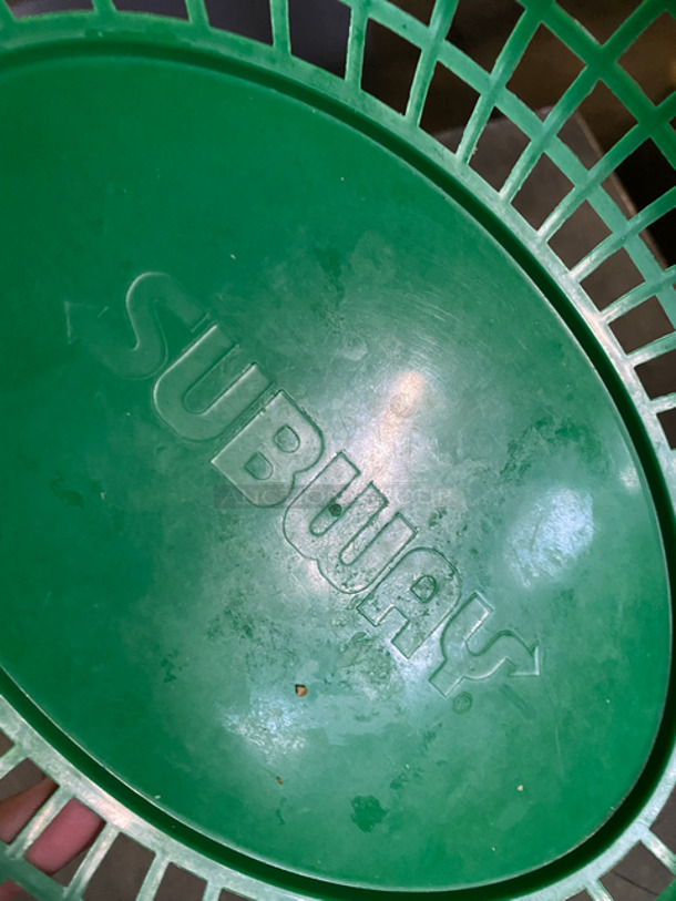 ALL ONE MONEY! Green Poly Oval Fast Food Serving Baskets! - Image 5 of 5
