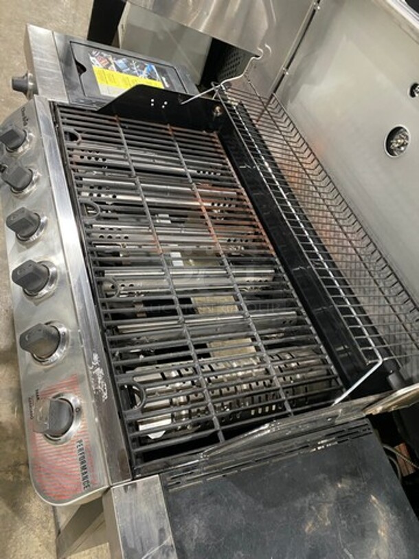 AWESOME! Char Broil Gas Powered Outdoor 6 Burner BBQ Grill! With Left Side Single Burner! Right Side Table! Hinged Lid! With Cabinet Storage Space Underneath! - Image 6 of 10