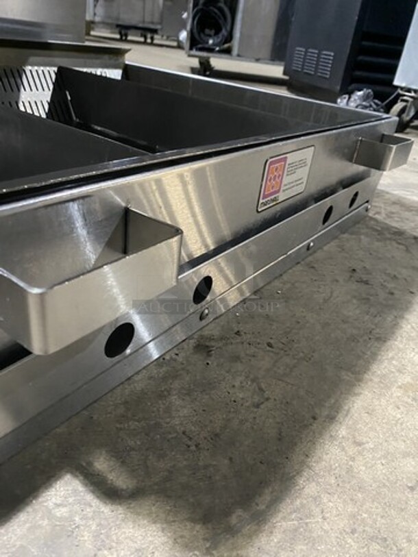 Marshall All Stainless Steel Counter Top Crisp-N-Hold Warmer Dump Station! Great For Chicken & Fries! Model RR5E Dump Station Serial 0215H37060! 208V 1 Phase!  - Image 8 of 9