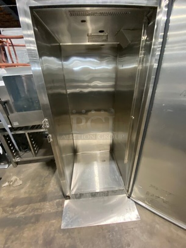 WOW! NEW! Hobart Commercial Electric Powered Single Door Roll In Rack Proofer/ Warmer Holder/ Hot Food Storage! Solid Stainless Steel! Model: QESADHL SN: 321068377 120/208V 60HZ 1 Phase - Image 5 of 10