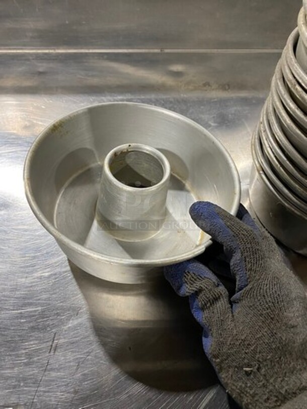 Stainless Steel Cake Pan Molds! 25x Your Bid! - Image 2 of 6