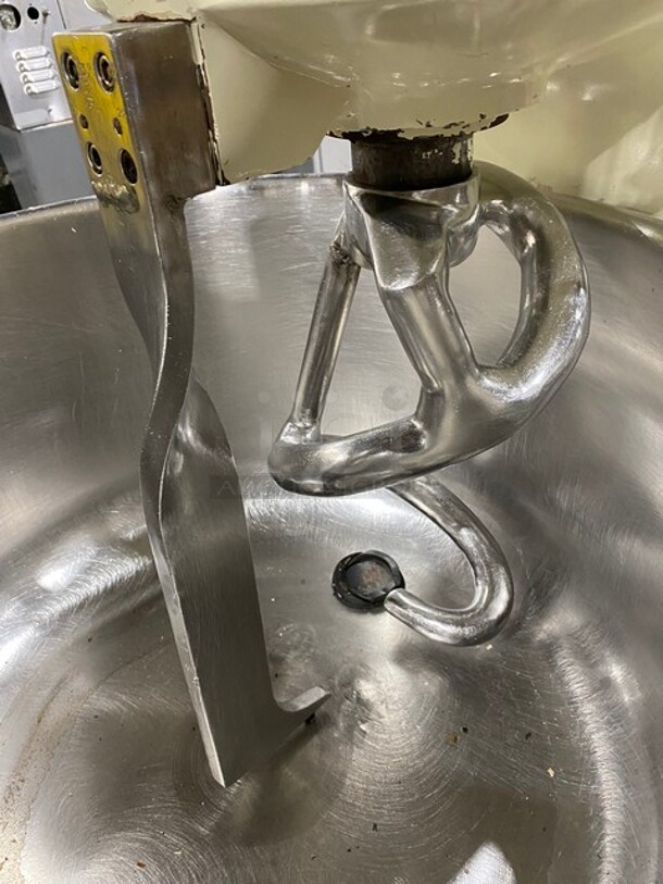 FAB! Unisource Spiral Mixer With Mixing Bowl And Guard! With Spiral Hook! Working When Removed! MODEL HL17066K SN:S14010010 220V 3PH - Image 5 of 9