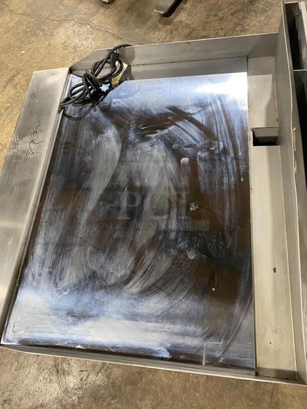 BRAND NEW! OUT OF THE BOX! Garland Commercial Natural Gas Powered Countertop MIRROR SHINE Flat Griddle! With Thermostatic Controls! With Back & Side Splash! All Stainless Steel! On Legs! - Image 5 of 10