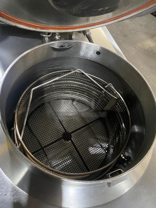 Commercial Electric Powered BKI Pressure Fryer! With Frying Basket! All Stainless Steel! On Casters! Model: FKM 208V 3 Phase - Image 6 of 10