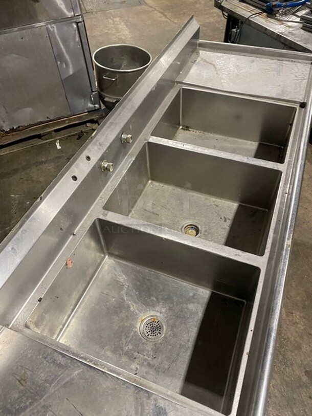 AMAZING! Duke Stainless Steel 3 Compartment Sink! With Left & Right Side Drainboards! With Backsplash! With Drain Levers! On Legs! - Image 5 of 10