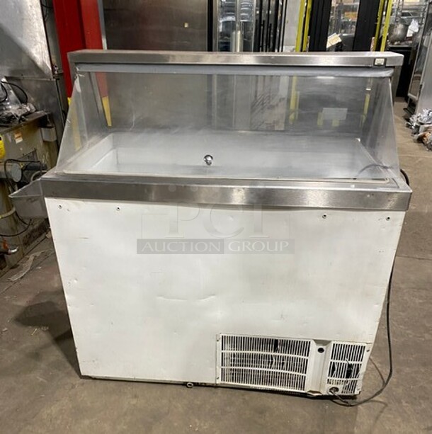 Global Ice Cream Dipping Cabinet! 115V 1PH - Image 4 of 7