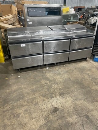 Nice All Stainless Steel SilverKing Pizza Prep table ! 115V 60HZ Model: SKPZ9201 Serial: SBCM145050B
