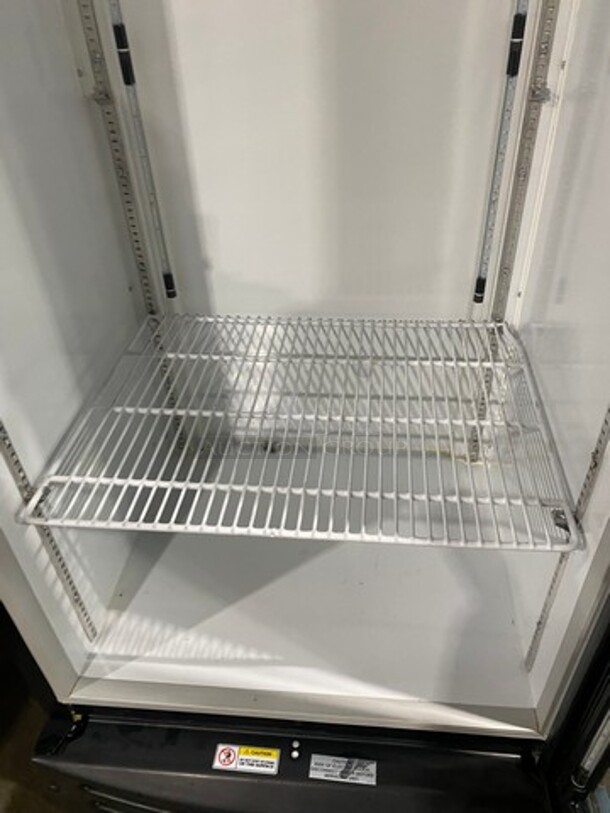 Imbera Single Door Refrigerated Reach In Cooler Merchandiser! With View Through Door! Model: G319CO2 SN: 111150813014 115V 60HZ 1 Phase - Image 6 of 8