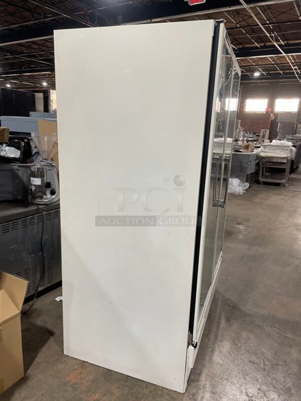 Carrier Commercial Double Glass Door Reach In Freezer/Merchandiser! With Poly Coated Racks! 115/208-230V 1 Phase! Model: ULG50BCP-5! - Image 2 of 9