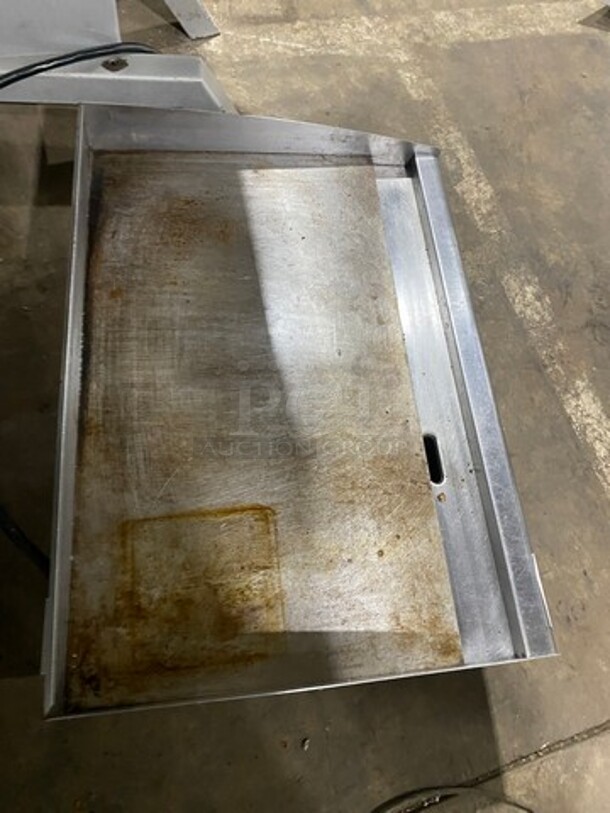 Star Max Commercial Countertop Electric Powered Flat Top Griddle! With Back And Side Splashes! All Stainless Steel! On Small Legs! WORKING WHEN REMOVED! - Image 5 of 7
