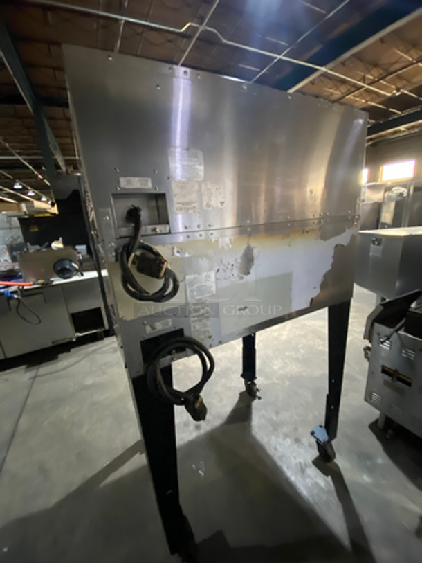 NICE! Bakers Pride Commercial Electric Powered Double Pizza Oven! All Stainless Steel! On Casters! Model: EP-1 SN: 580051002001 208V 60HZ 1 Phase - Image 4 of 10