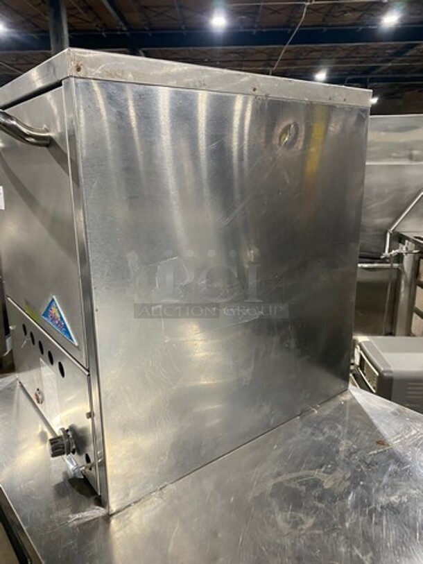 Castle Commercial Natural Gas Powered Pizza/ Baking Oven! All Stainless Steel! Model: P019 SN: 3L21 - Image 2 of 8