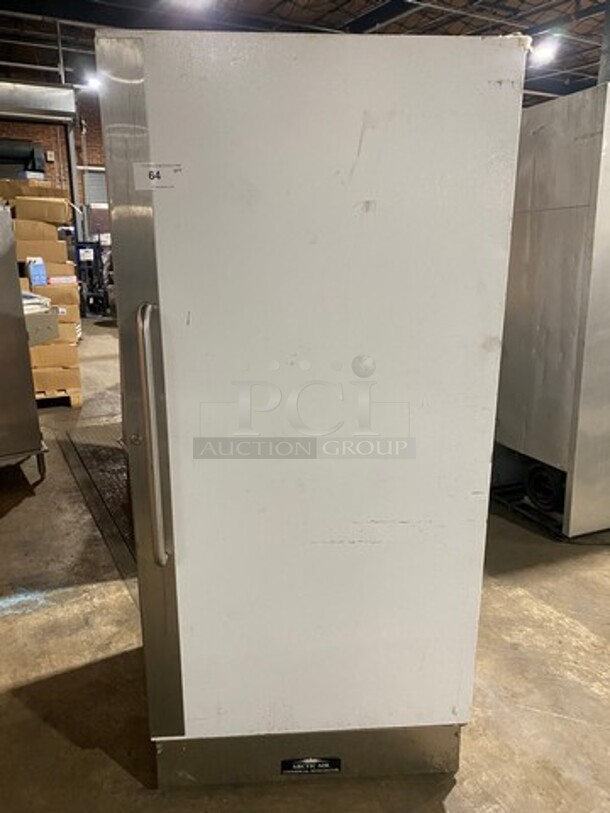 Artic Air Commercial Single Door Refrigerator! With Poly Coated Racks! Model: R22CWF5 SN: WA84302049 115V