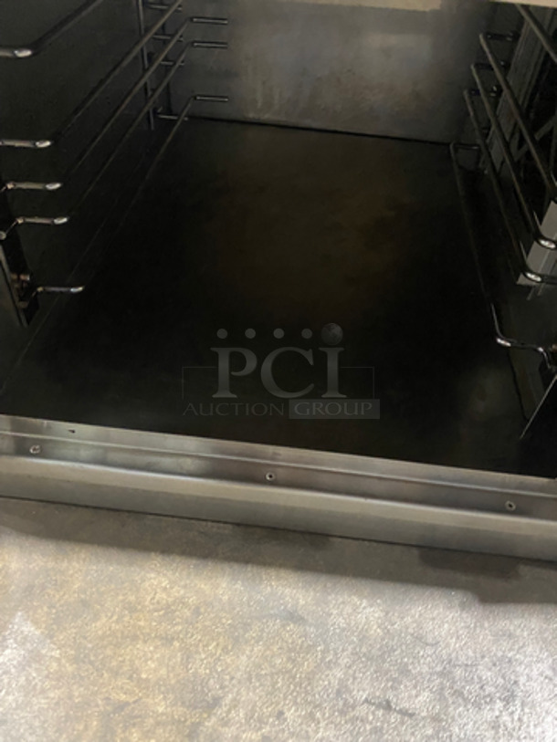 Nuvu Commercial Countertop Baking/ Convection Oven! With View Through Door! All Stainless Steel! Model: XO1C SN: 2004489 120V 60HZ 1 Phase - Image 3 of 8