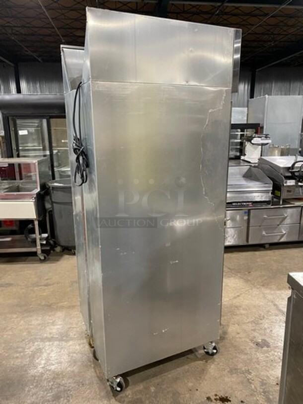 Continental Commercial Single Door Reach In Freezer! All Stainless Steel! On Casters! Model: 1FE SN: 14878381 115V 60HZ 1 Phase - Image 4 of 9