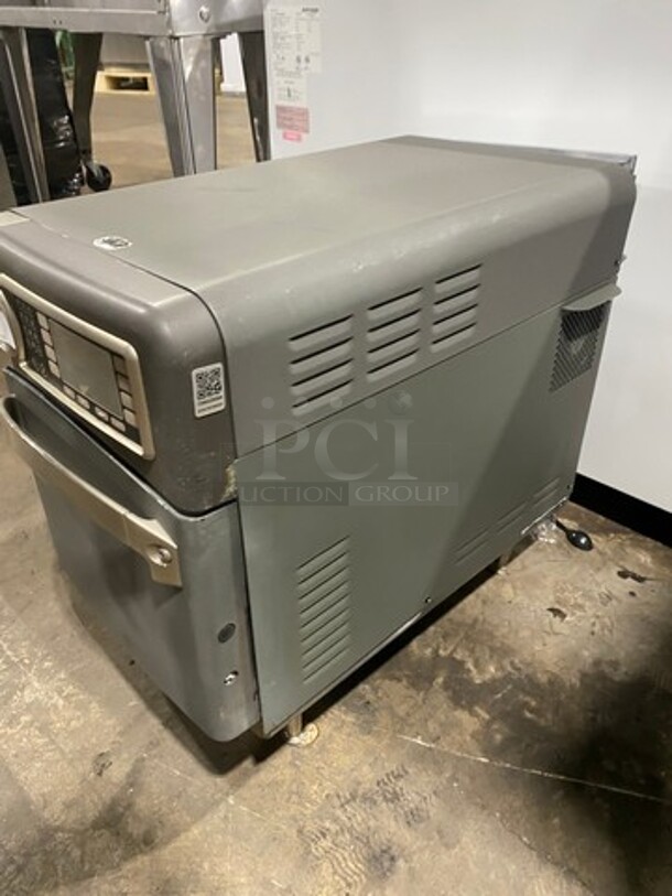 LATE MODEL! 2015 Turbo Chef Commercial Countertop Rapid Cook Oven! On Small Legs! Model: NGO SN: NGOD19239 208/240V 60HZ 1 Phase - Image 3 of 8