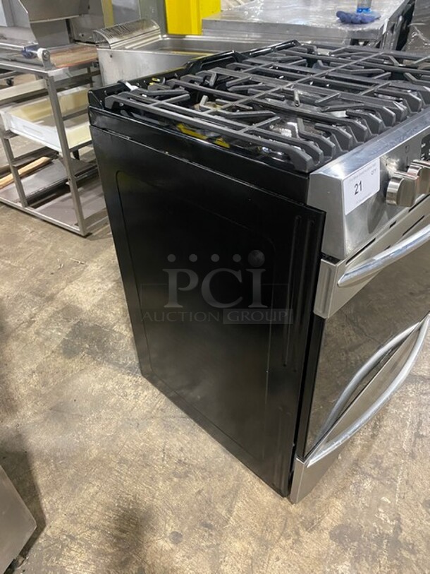 Frigidaire 4 Burner Stove! With Oven Underneath! Metal Oven Racks! All Stainless Steel! - Image 3 of 12