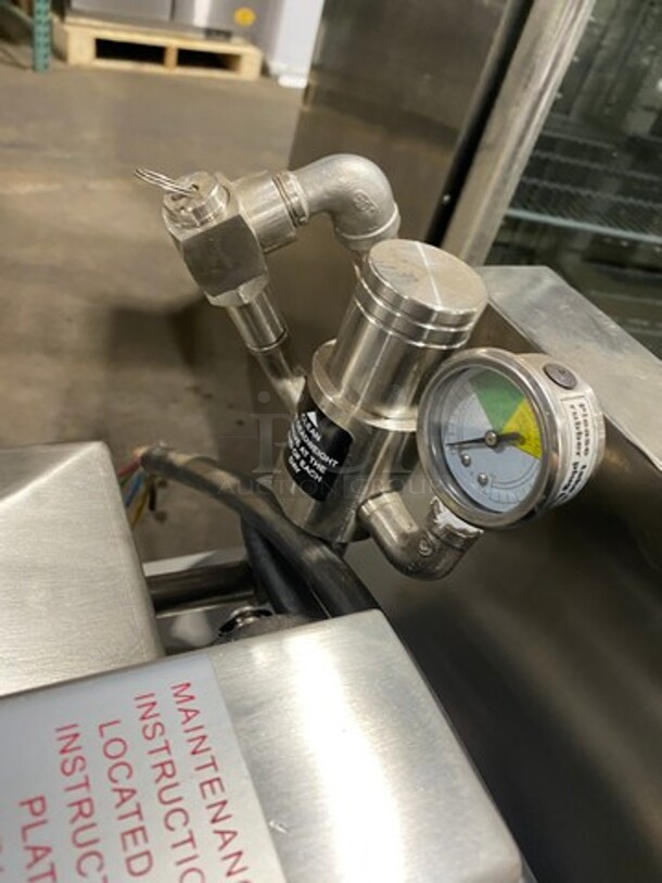 LATE MODEL! 2019 Shineho Equipment Electric Powered Pressure Fryer! With Metal Fryer Basket! All Stainless Steel! On Casters! Model: P007 220V 50HZ - Image 9 of 11