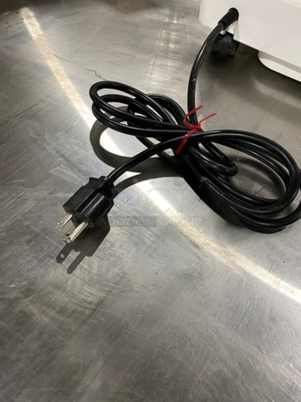 NEW! OUT OF THE BOX! SCRATCH-N-DENT! Whynter 70 Pint Portable Dehumidifier Unit! With Built In Pump! Model: RPD702WP 115V - Image 9 of 9