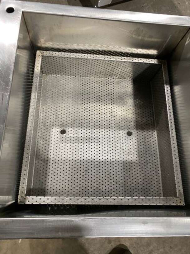 L & J Commercial Electric Powered Steam Table! Stainless Steel! 208V 1 Phase - Image 5 of 8