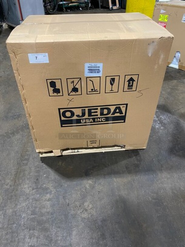 SCRATCH-N-DENT! Ojeda Commercial Reach Down Chest Freezer/ Cooler! With Hinged Top Lid! Model: NCFH34 SN: 000485330156Z 120V 60HZ 1 Phase - Image 1 of 9