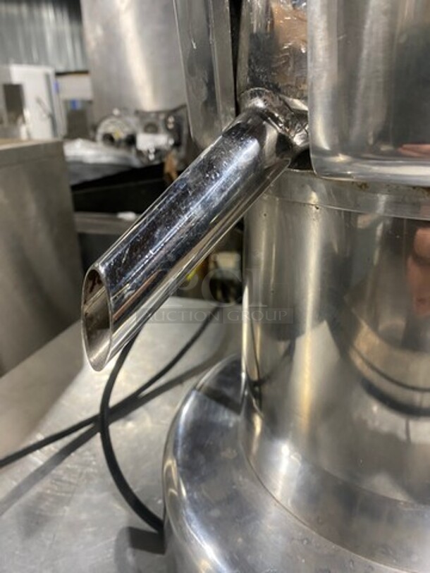 Nutrifaster Commercial Countertop Juicer Extractor! Solid Stainless Steel! Model: N450 SN: 459122012 110V - Image 7 of 9