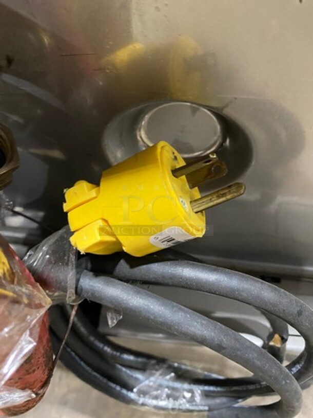 Hobart New Body Style Under The Counter Dishwasher! All Stainless Steel! Model: LXEC SN: 231176137 120V 60HZ 1 Phase - Image 9 of 9