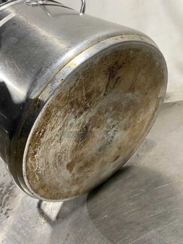 Metal Stock Pot! With Side Handles! - Image 5 of 5