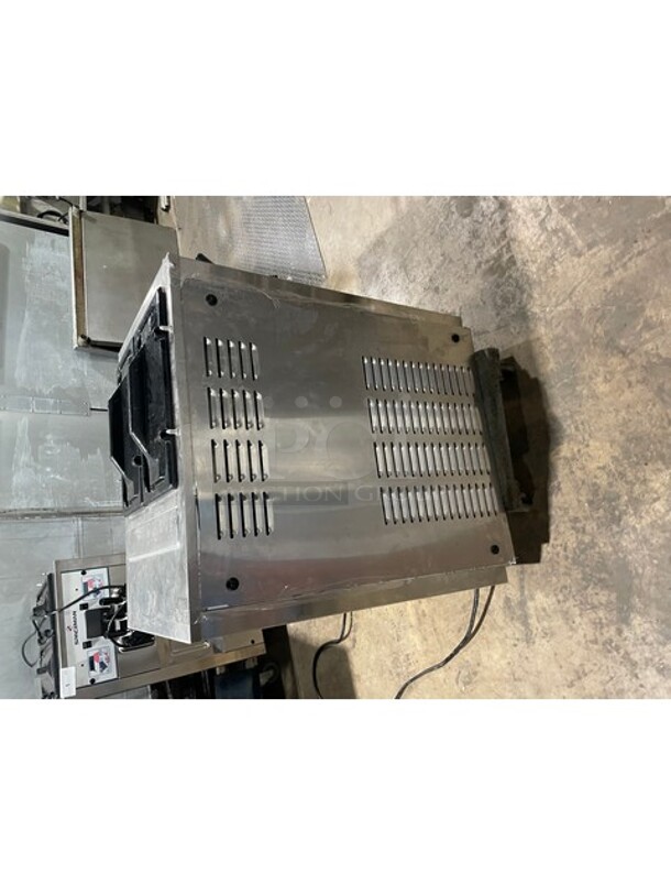 2017 Late Model SpaceMan 3 Handle Counter Top Gravity Fed Ice Cream Machine! All Stainless Steel! Model 6235A Serial 171625 220V 60HZ 1Phase! Working When Removed! - Image 5 of 9