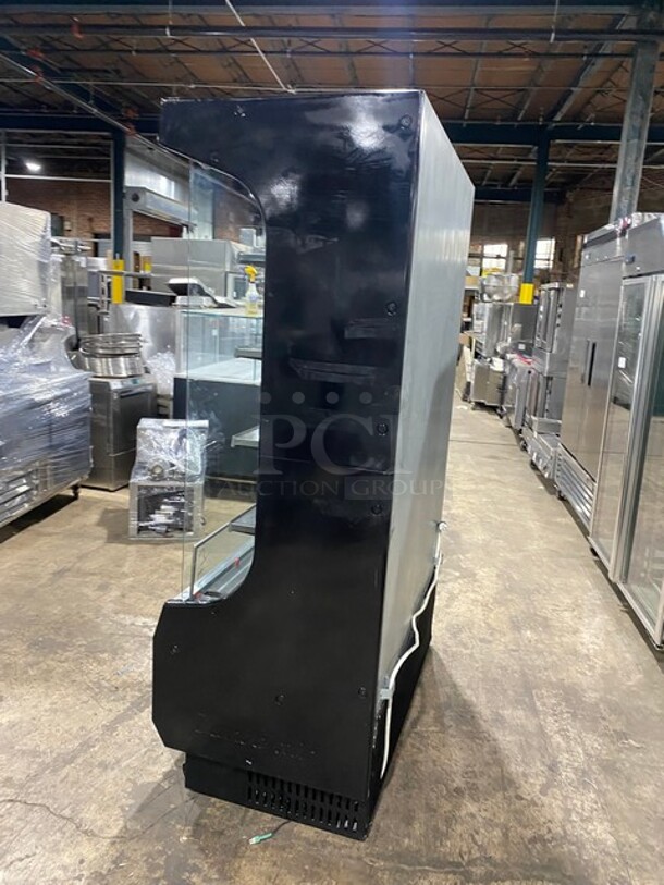Turbo Air Commercial Refrigerated Open Grab-N-Go Case Merchandiser Display Case! With View Through Sides! All Stainless Steel! MODEL TOM50B SN TON5016Z100! 120V 1PH! - Image 3 of 7