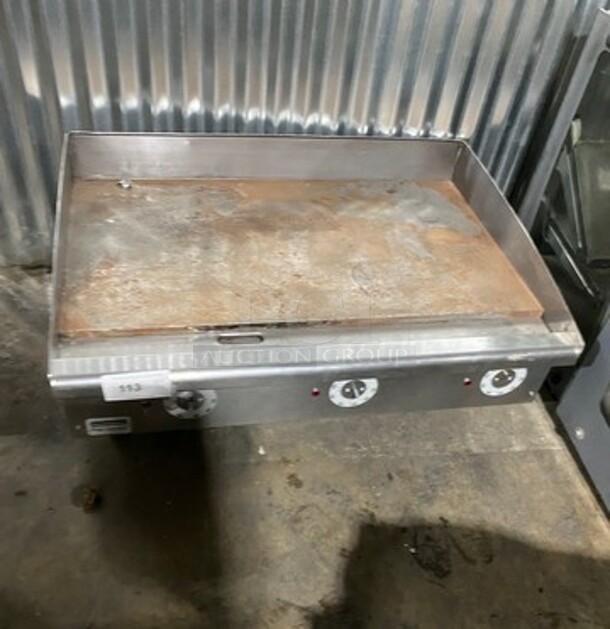 Toastmaster Pro Series Commercial Countertop Electric Powered Flat Griddle! With Back & Side Splashes! All Stainless Steel! On Small Legs! - Image 1 of 6