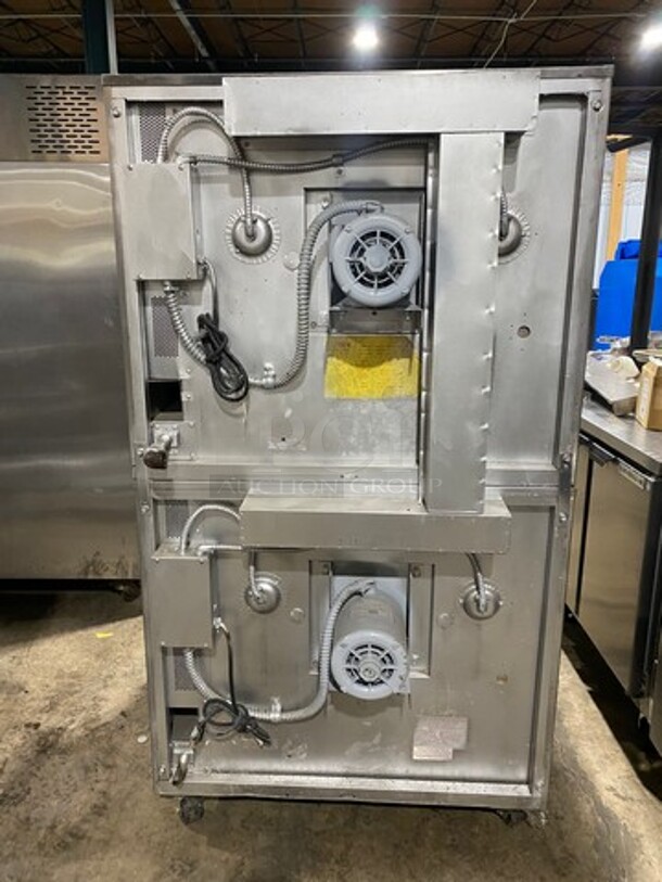 Blodgett Commercial Natural Gas Powered Double Deck Convection Oven! With View Through Doors! Metal Oven Racks! All Stainless Steel! On Casters! 2x Your Bid Makes One Unit! - Image 3 of 10