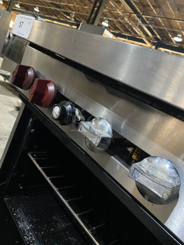 Sunfire Commercial Natural Gas Powered 4 Burner Range! With Oven Underneath! All Stainless Steel! On Legs! - Image 9 of 11