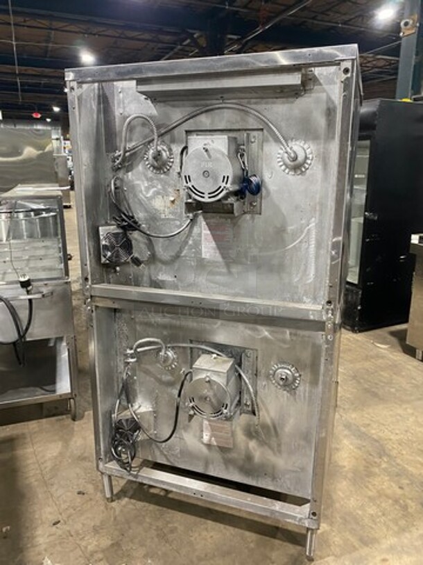 BLODGETT Double Stacked All Stainless Steel Commercial Natural Gas Powered Full Size Convection Oven w/ View Through Doors! With Metal Oven Racks and Thermostatic Controls! On Legs! 2X Your Bid Makes One Unit! - Image 4 of 7